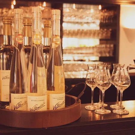 Halferschenke מלון *