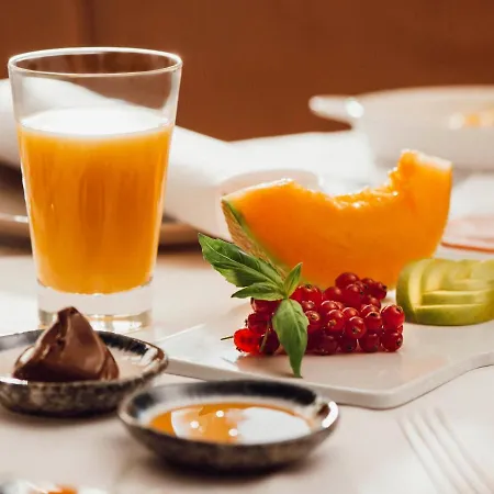 Halferschenke מלון