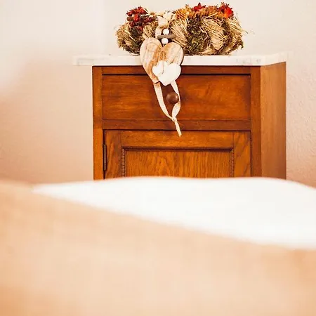 Halferschenke מלון *