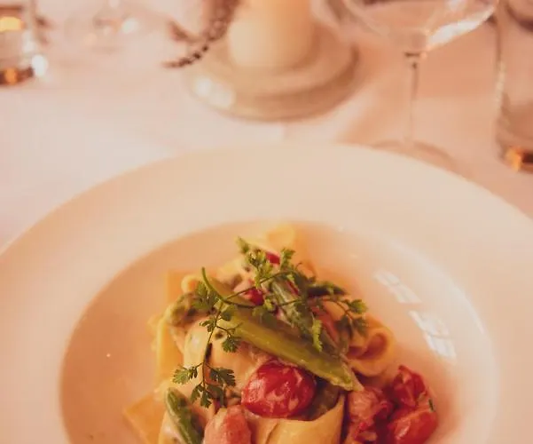 호텔 Halferschenke