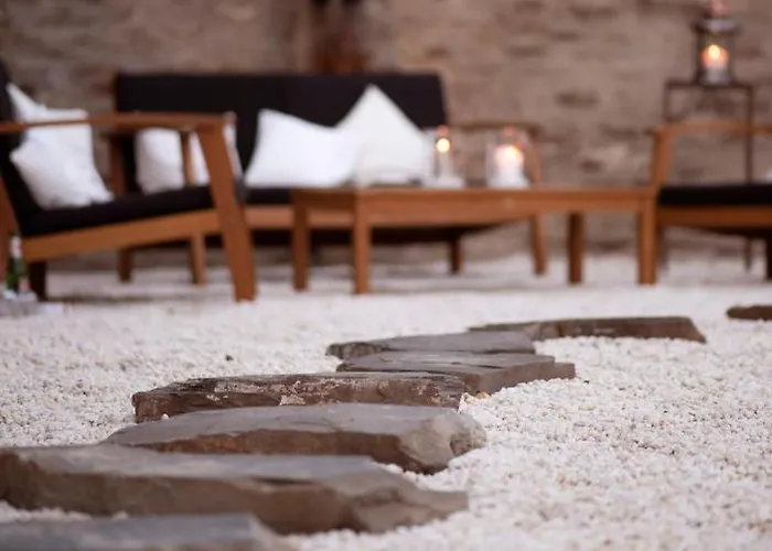 Halferschenke Hotell *